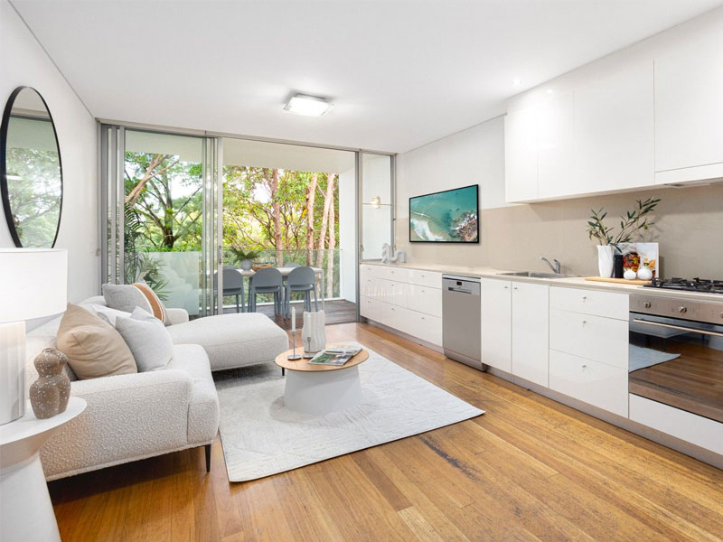 Buyers Agent Purchase Bondi Beach Buyer-livingroom