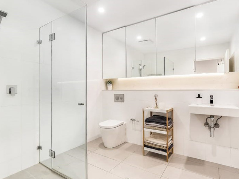 Warehouse Apartment Buyers Agent Redfern Sydney-bathroom