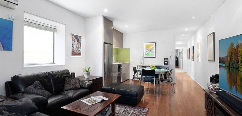 Buyers Agent Purchase – Crown St., Darlinghurst, Sydney - Living Room and Dining Area