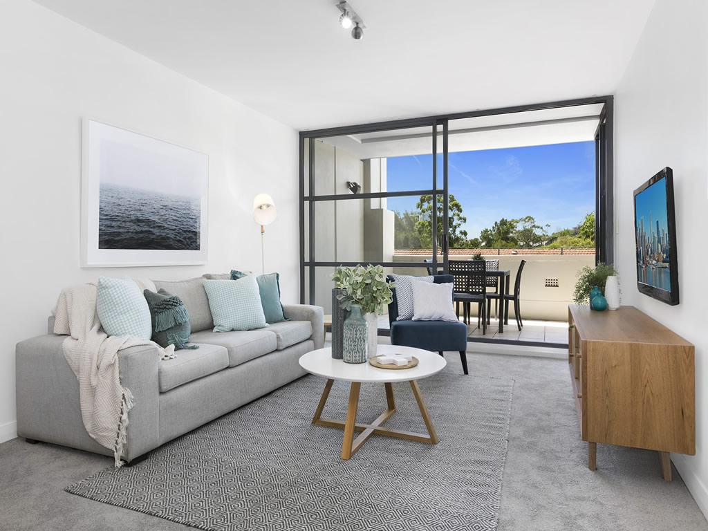 Buyers Agent Purchase – Glenmore Rd, Paddington, Sydney - Living Room
