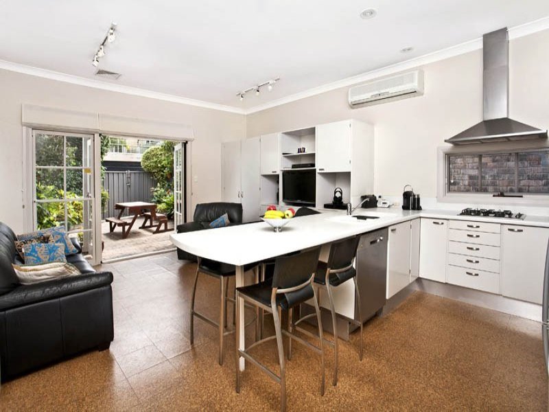 Buyers Agent Purchase – Denison Street, Queens Park, Sydney - Kitchen