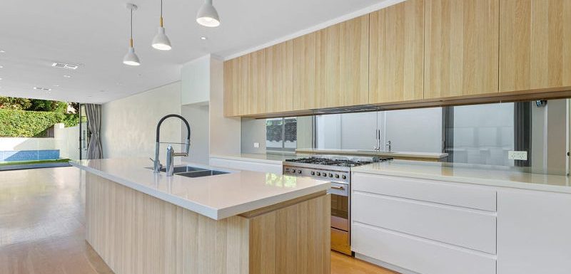 Buyers Agent Purchase – Strickland St., Rose Bay, Sydney - Kitchen