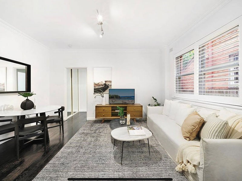 Buyers Agent Purchase – Francis St., Bondi Beach, Sydney - Living Room