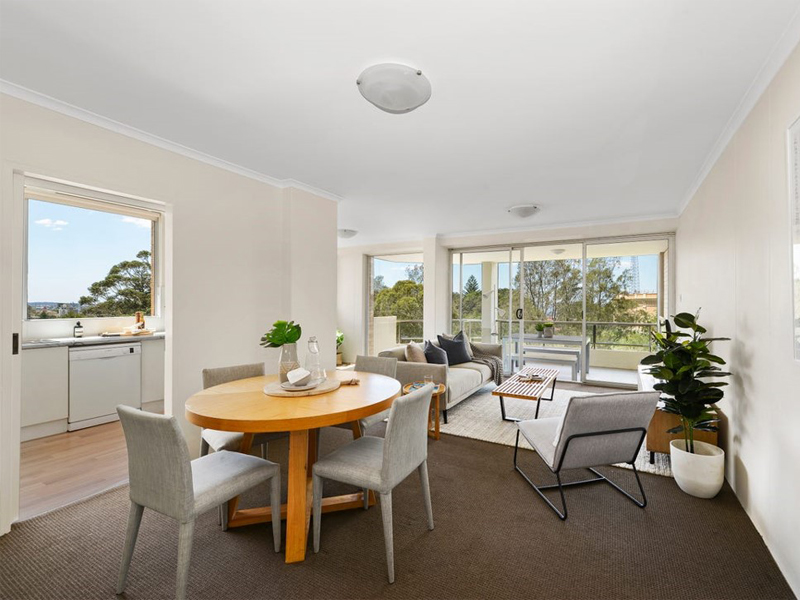 Buyers Agent Purchase – Paul St, Bondi, Sydney - Dining Area