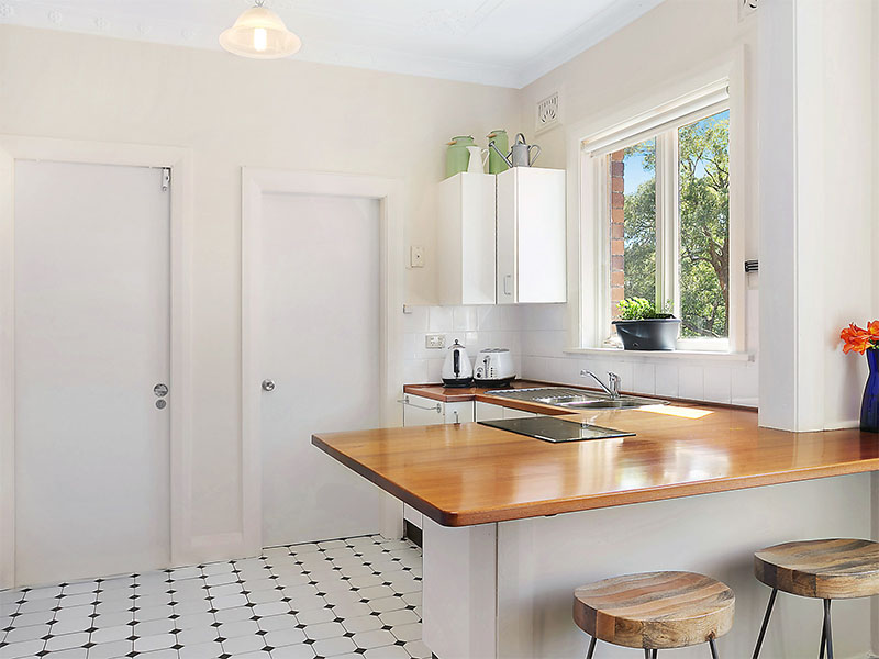 Buyers Agent Purchase – Russell St., Woollahra, Sydney - Kitchen