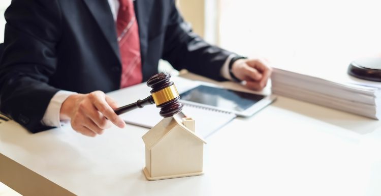 How to win at Auction