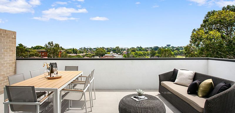 marrickville property buyers agent-balcony