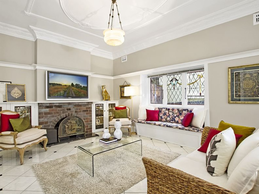 Bondi Junction Auction Bidding -Living Room