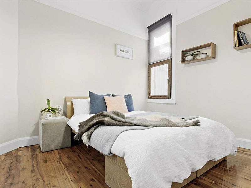 Inner City Auction Bidding - Bedroom
